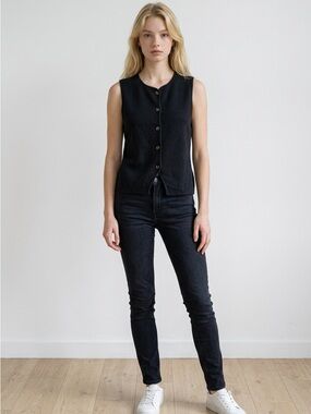 Major Label Group Black Knit Vest with Gold Buttons – Size L (New)